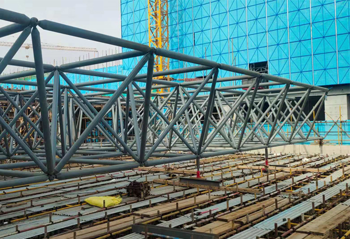 顺义高铁东总部基地2号楼网架